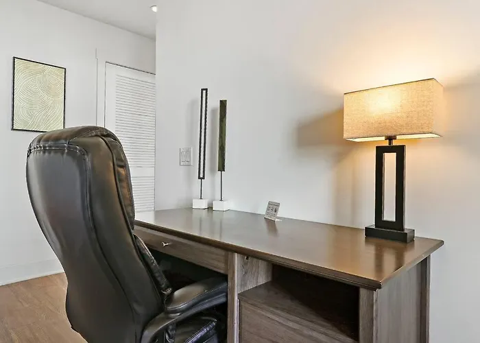 1br Chic & Elite In Hyde Park - Shoreland 714 *
